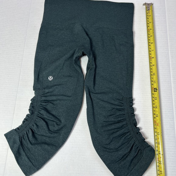 Lululemon In the Flow Crop Pant Green Size 4 NO TAG Preowned - Picture 5 of 11